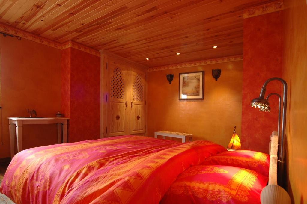 Le Bien-Aller Des Perets Hotel Saint-Hubert Room photo
