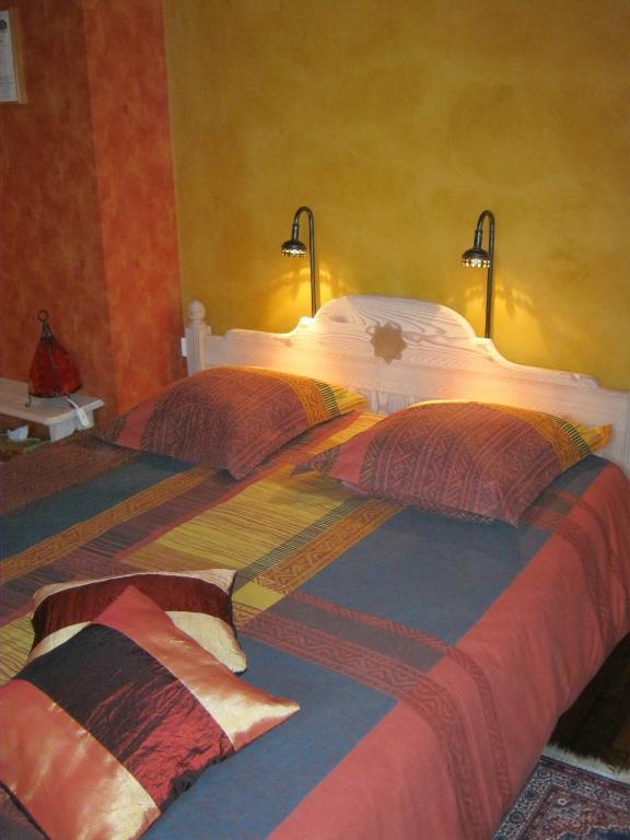 Le Bien-Aller Des Perets Hotel Saint-Hubert Room photo