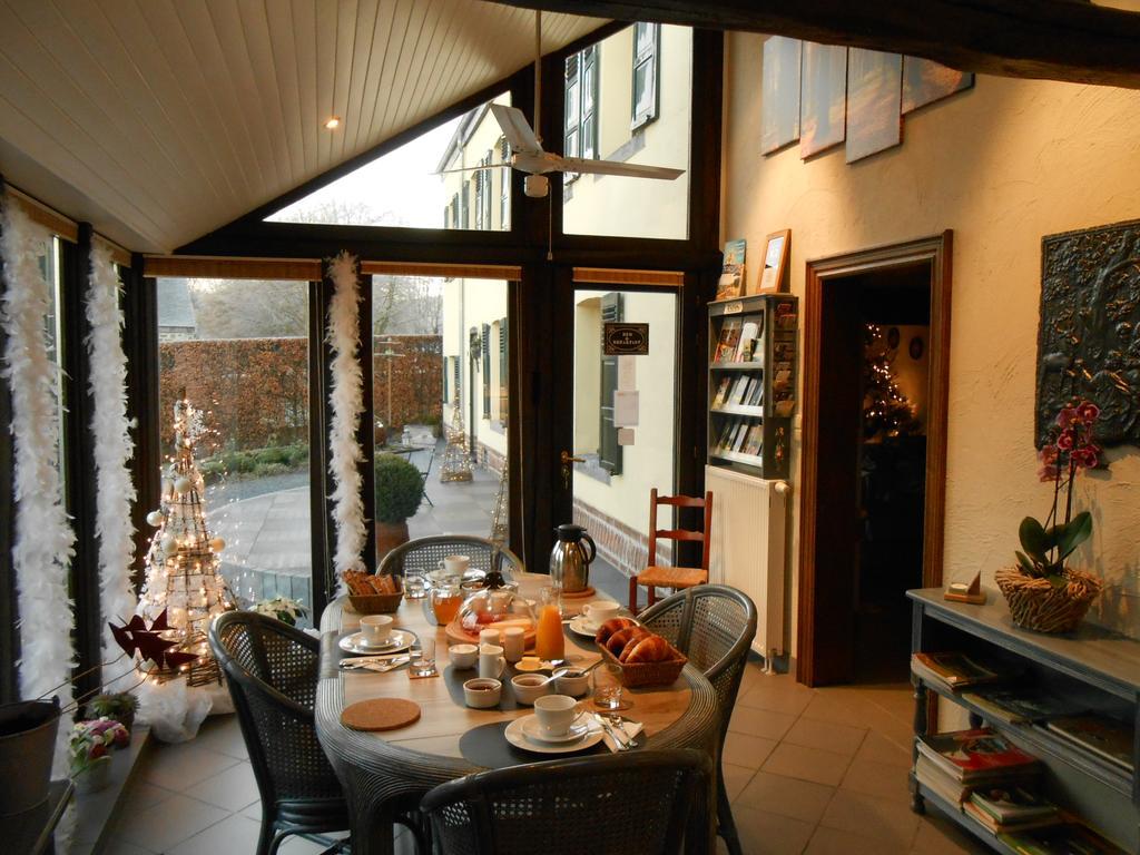 Le Bien-Aller Des Perets Hotel Saint-Hubert Exterior photo